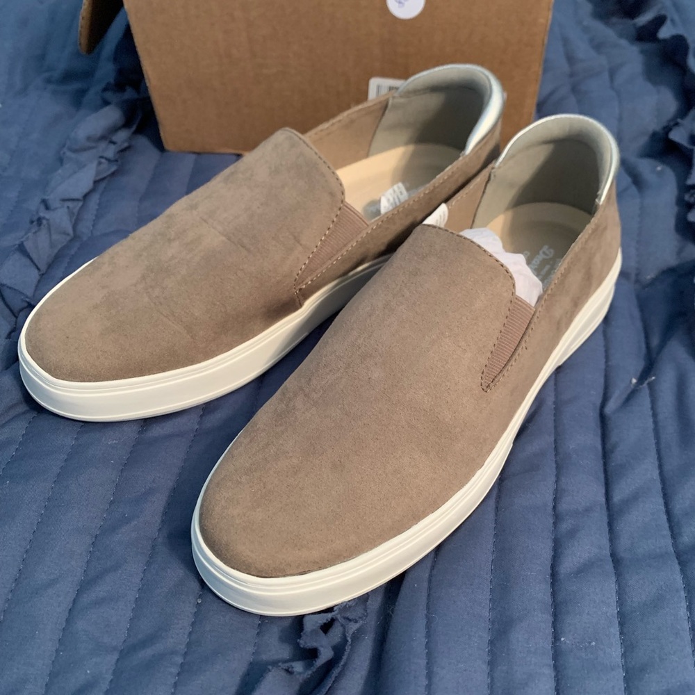 Dearfoams Slip-On Lightweight Sophie Loafers